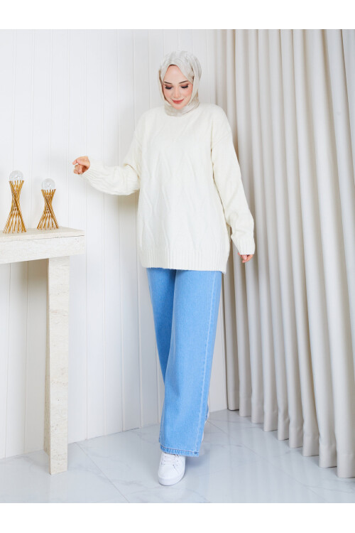 1325 Saç Örgü Desenli Oversize Triko Kazak – Ekru