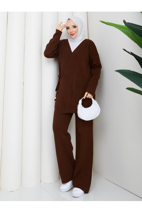 BAĞCIK DETAY TRİKO TAKIM -ACI KAHVE