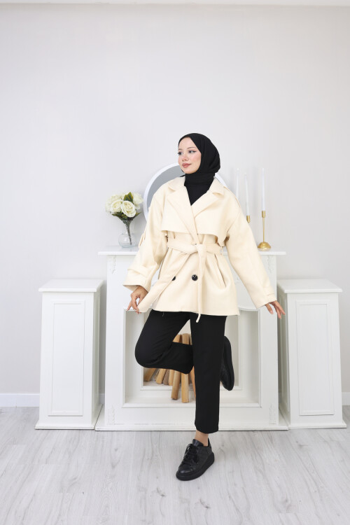 KISA TASARIM KABAN -KREM