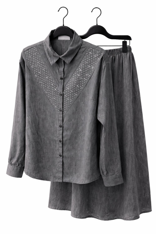 NUBUK V TAŞLI ETEKLİ TAKIM - SİYAH