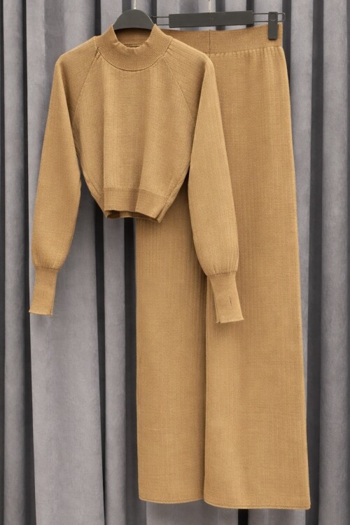 PARMAK GEÇİRMELİ TRİKO TAKIM -ACI KAHVE