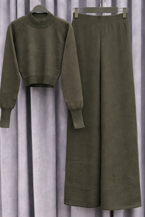 PARMAK GEÇİRMELİ TRİKO TAKIM -SİYAH