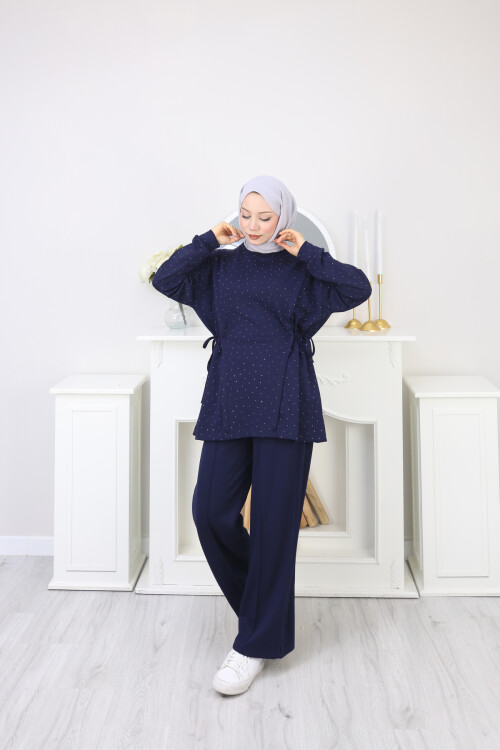 TAŞLI TAKIM-LACİVERT