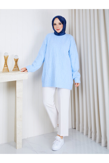 1328 Saç Örgü Desenli Oversize Triko Kazak – Bebe Mavisi