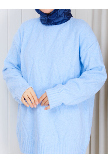 1328 Saç Örgü Desenli Oversize Triko Kazak – Bebe Mavisi