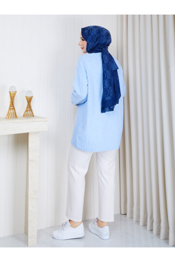 1328 Saç Örgü Desenli Oversize Triko Kazak – Bebe Mavisi