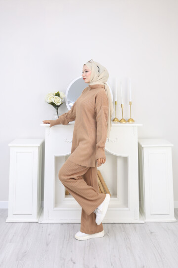 FERMUAR DETAY TRİKO TAKIM - CAMEL