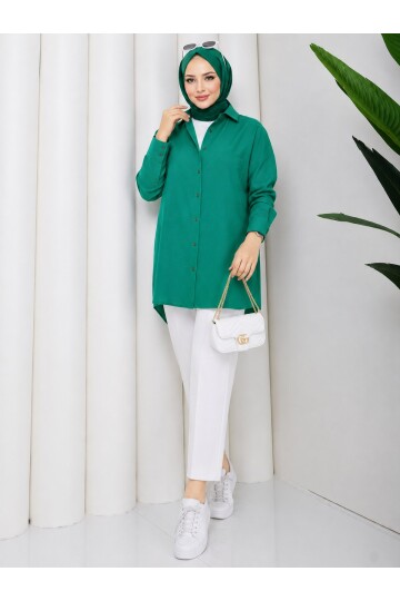 Oversize Yeşil Gömlek-Beyaz kumaş pantolon