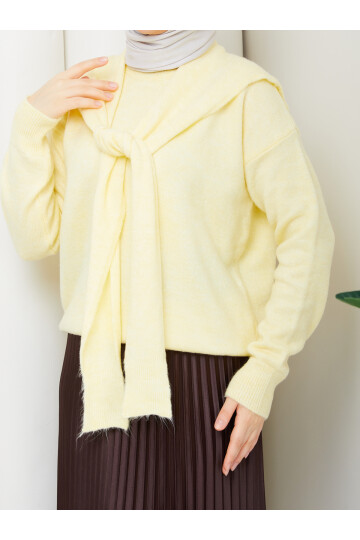 OMUZ ŞAL DETAYLI ETEKLİ KOMBİN - SARI