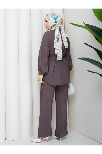 ÖNÜ PERVAZLI HELENA TAKIM - VİZON