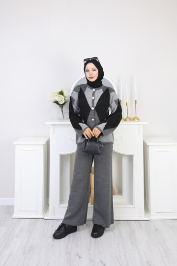 ÜÇGEN DETAY TRİKO HIRKA  -GRİ