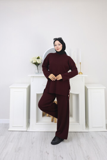 YANLARI DÜĞME DETAY TRİKO TAKIM -BORDO